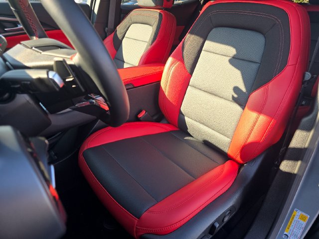 Certified 2026 Chevrolet Equinox EV RS FWD image 22
