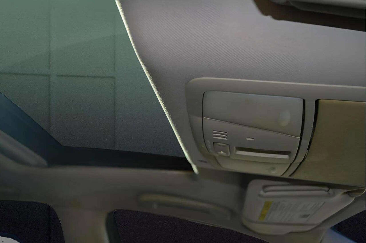 Used 2013 INFINITI G37 Journey w/ Premium Pkg image 26