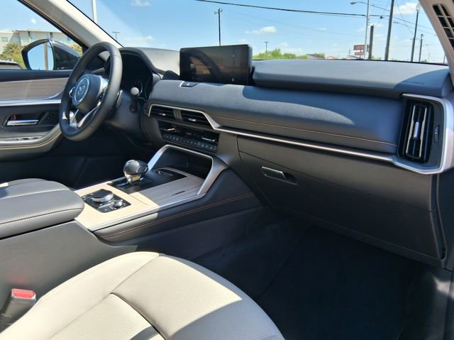 New 2026 MAZDA CX-90 3.3 Turbo w/ Preferred Package AWD/4WD image 12