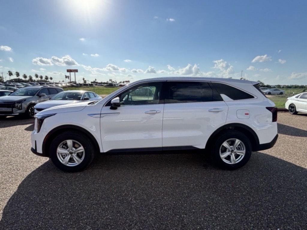 New 2026 Kia Sorento LX FWD image 4