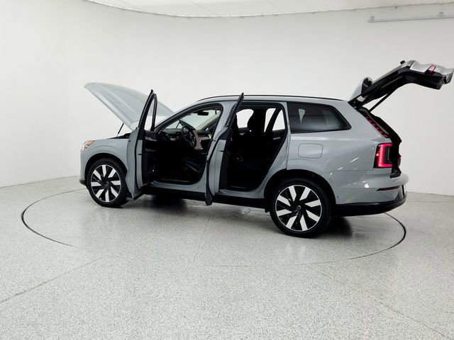 New 2025 Volvo EX90 Plus w/ Protection Package Premier image 12