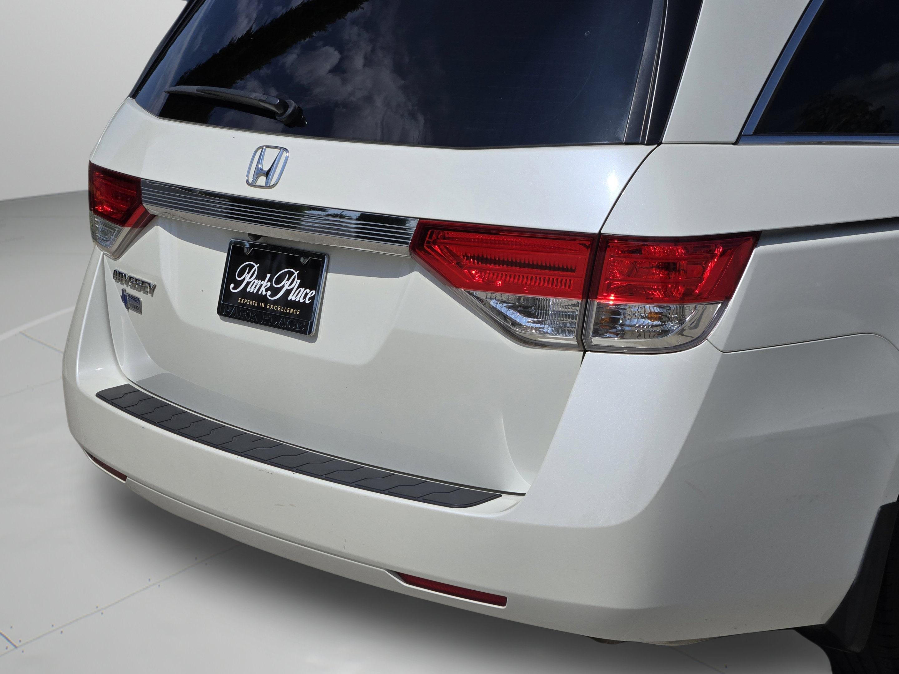 Used 2017 Honda Odyssey EX-L image 40