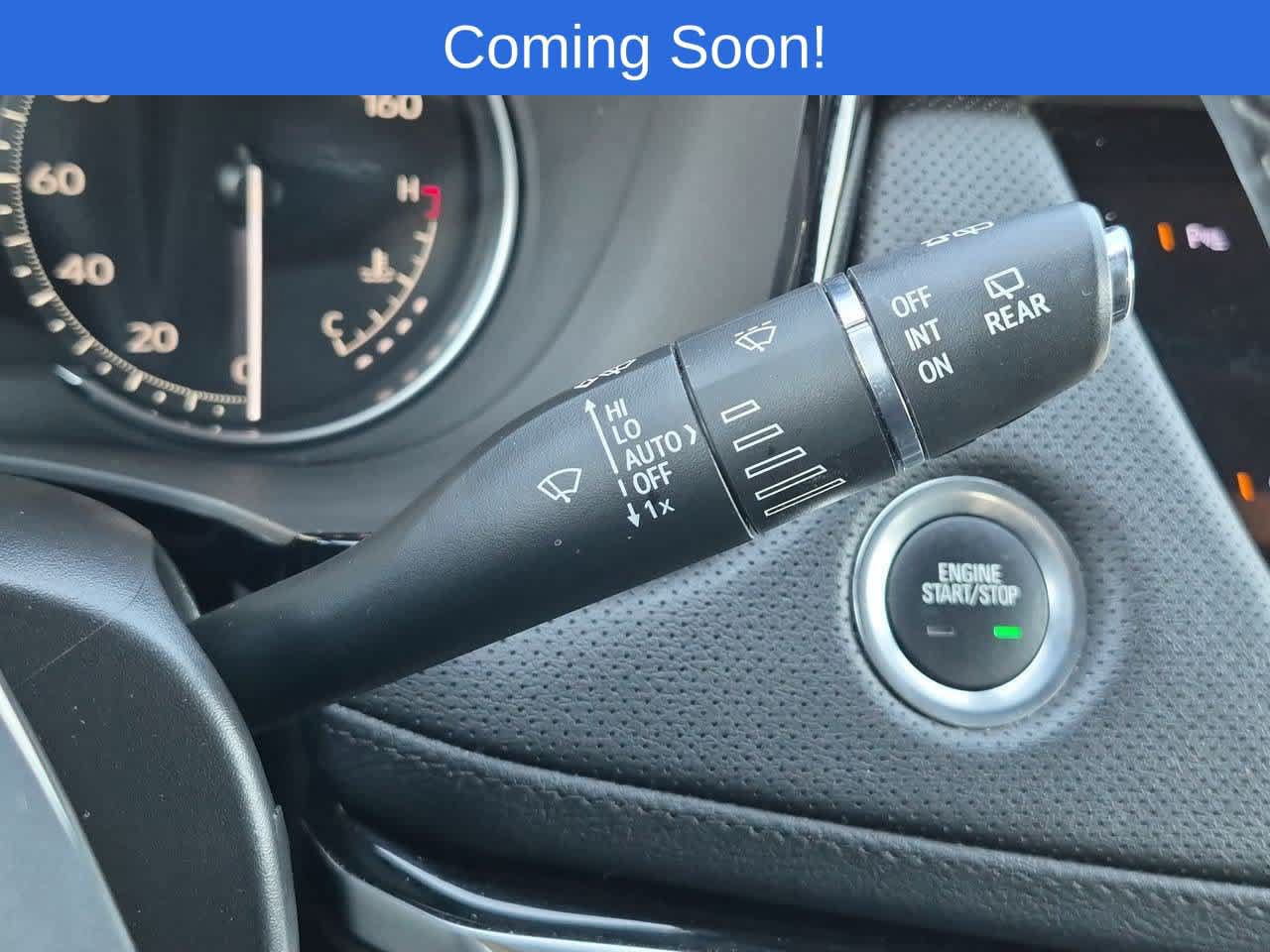 Used 2024 Cadillac XT5 Premium Luxury w/ LPO, Floor Liner Package AWD/4WD image 27