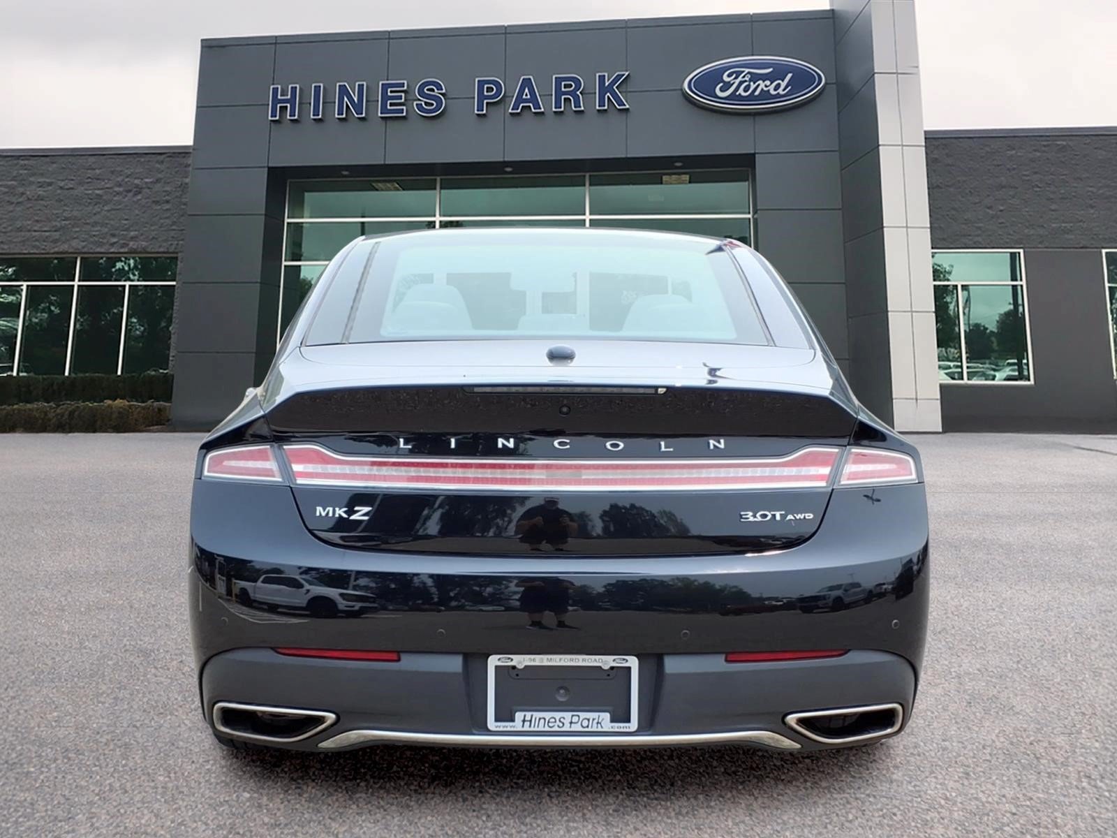 Used 2017 Lincoln MKZ Reserve w/ Drivers Package AWD/4WD image 6