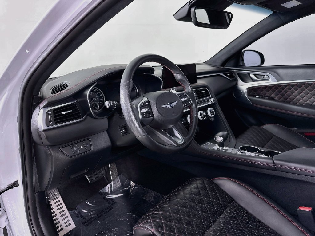 Used 2023 Genesis G70 3.3T w/ Sport Prestige Package RWD image 9