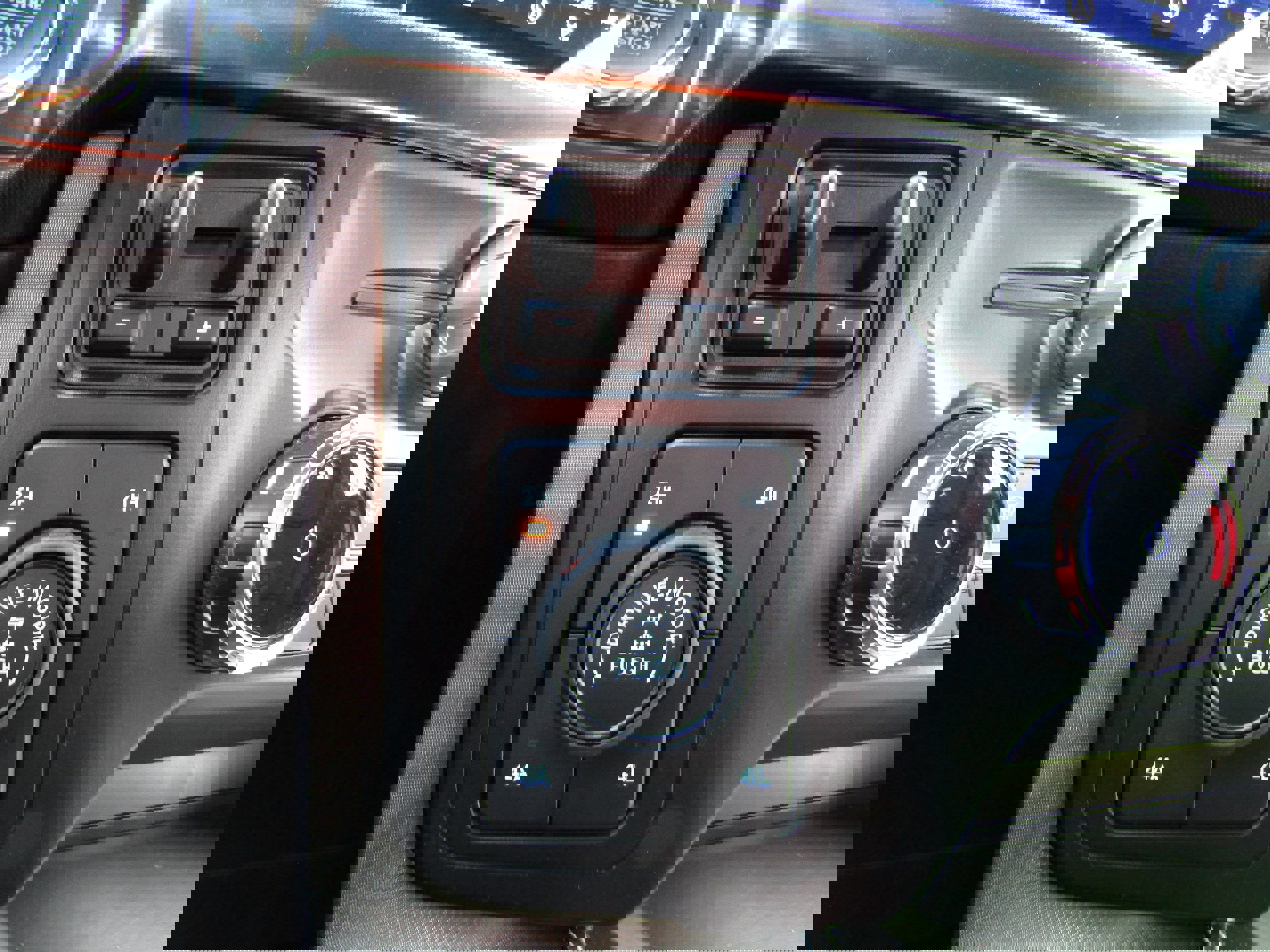 Used 2024 Ford F150 Platinum w/ FX4 Off-Road Package image 36