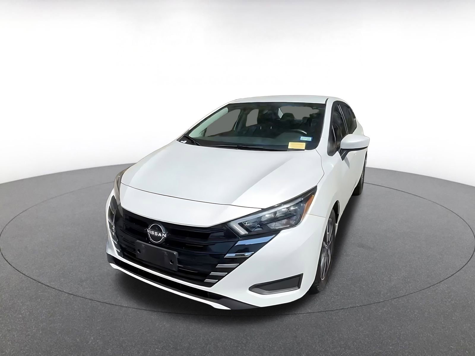 Used 2025 Nissan Versa SV w/ Trunk Package image 7