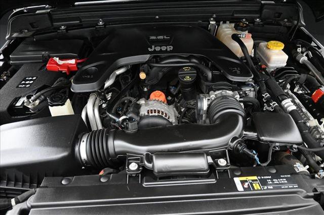 Used 2019 Jeep Wrangler Sport AWD/4WD image 26