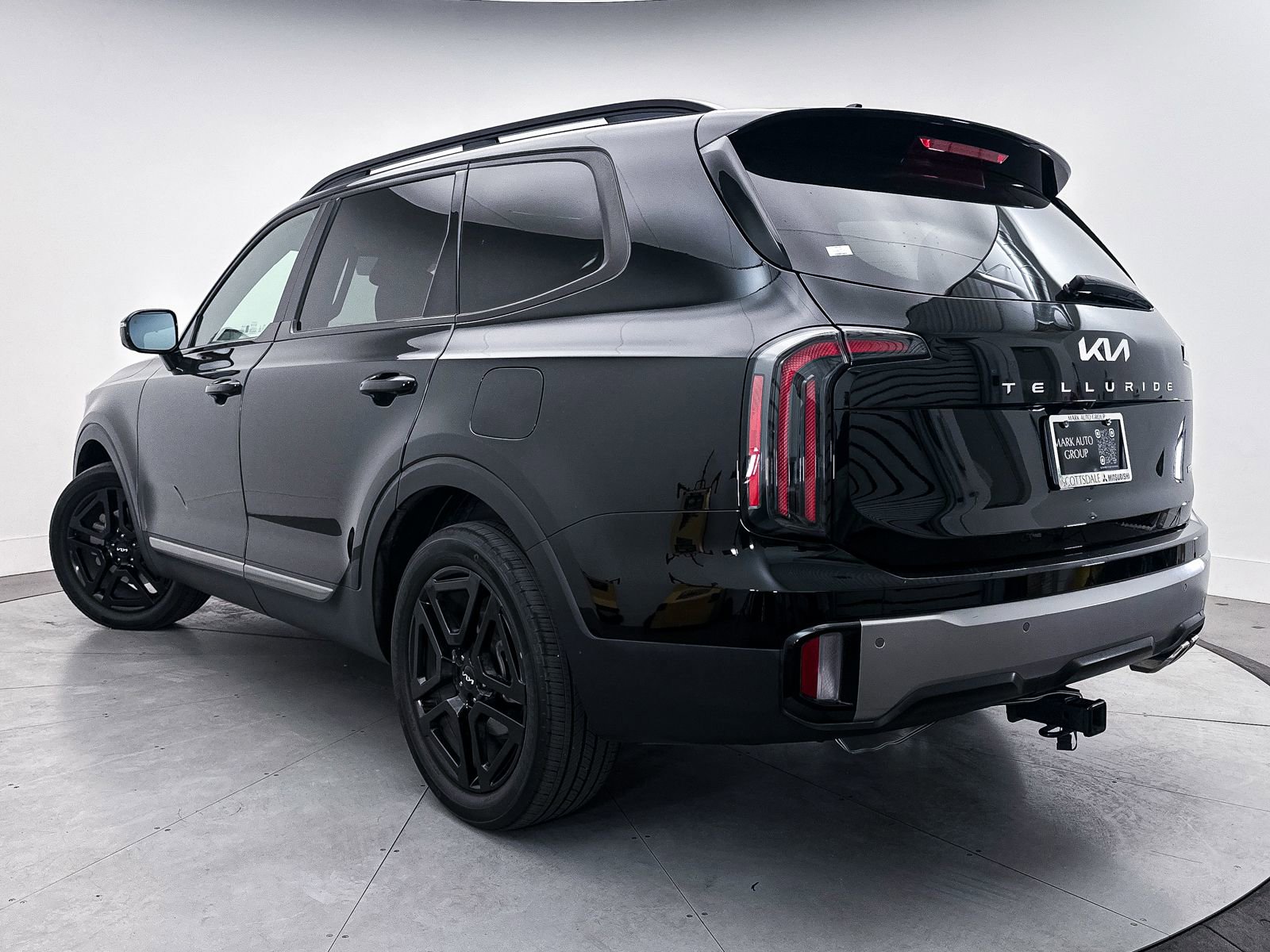 Certified 2023 Kia Telluride SX X-Line AWD/4WD image 2