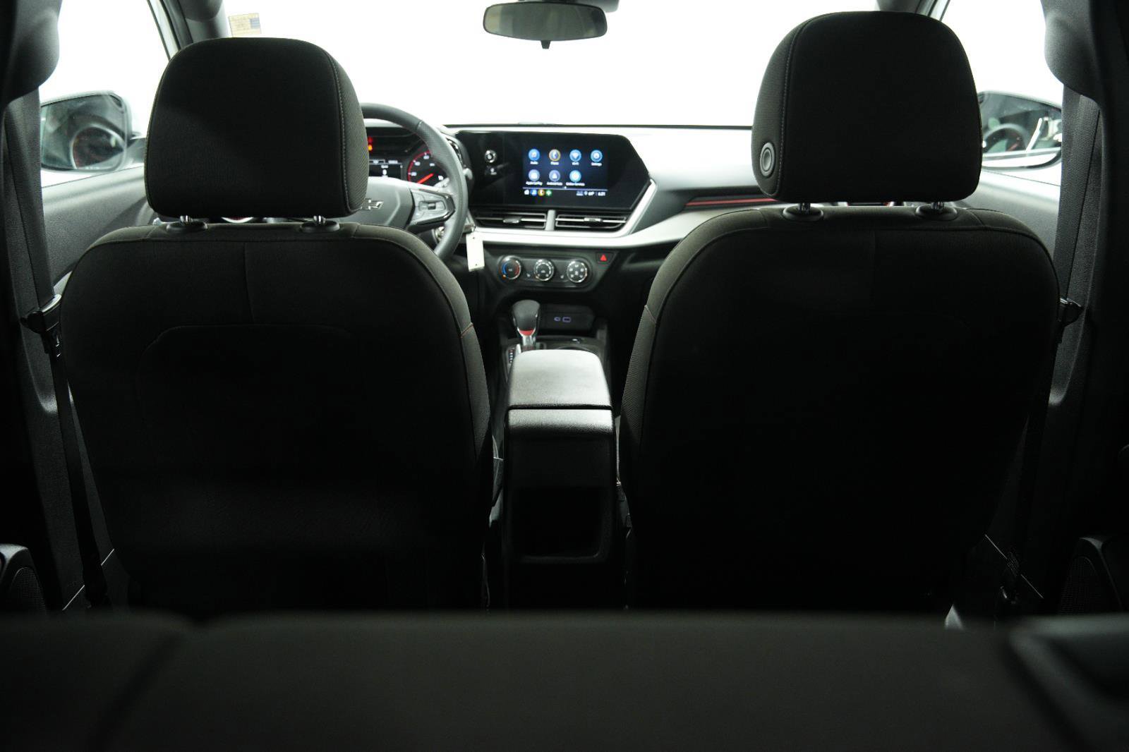 Used 2024 Chevrolet Trax RS w/ Sunroof Package FWD image 15