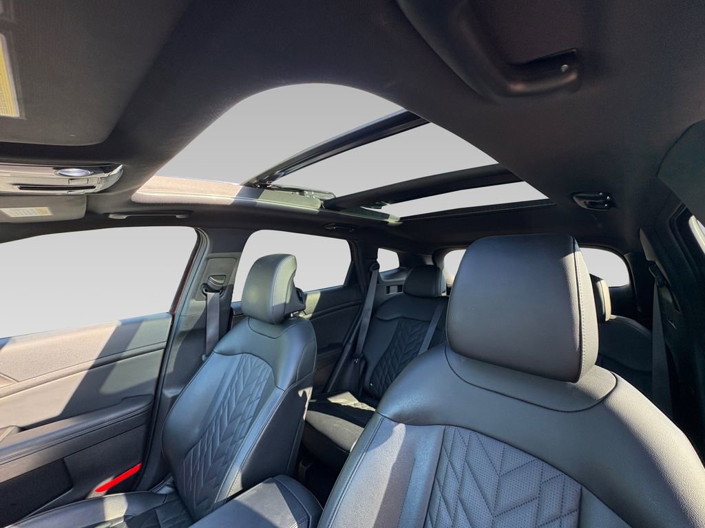 Used 2023 Kia Sportage X-Line w/ X-Line Premium Package AWD/4WD image 6