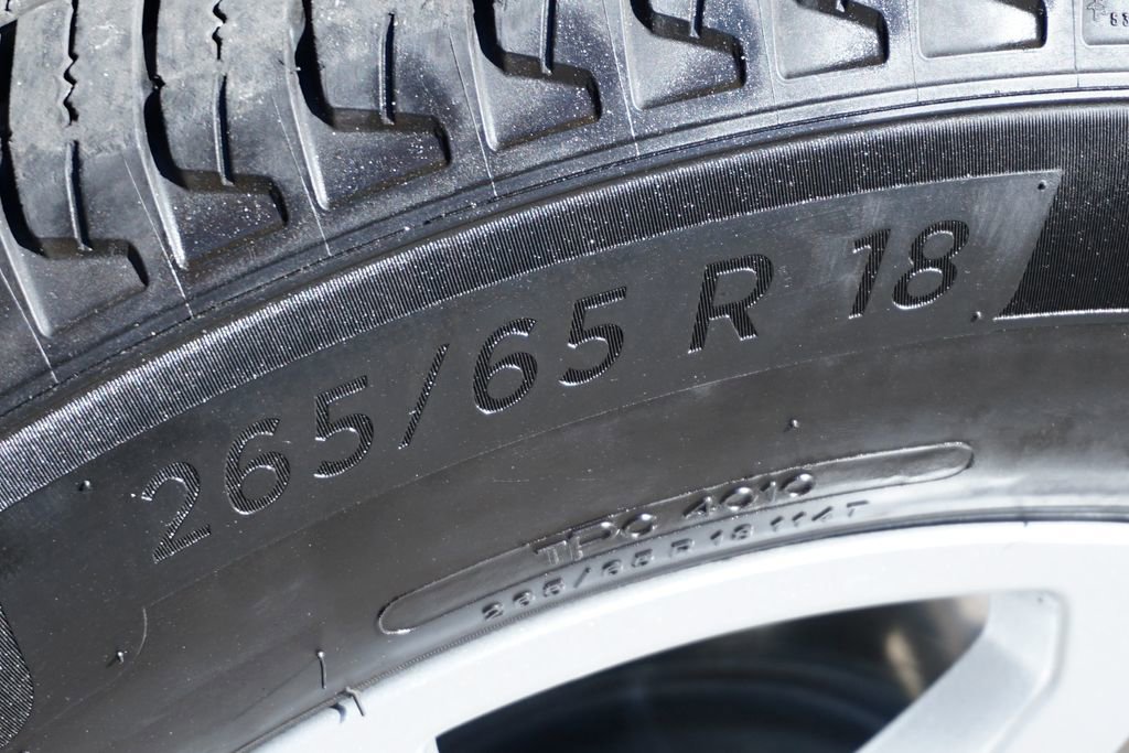 Used 2023 Chevrolet Tahoe LS image 43