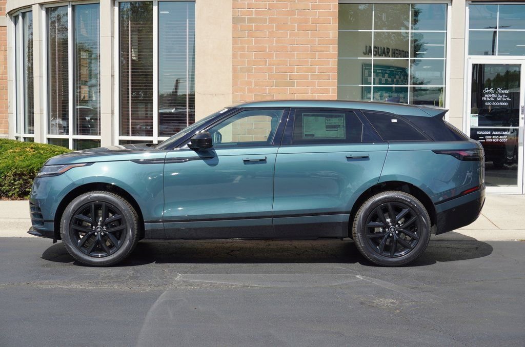 Certified 2026 Land Rover Range Rover Velar Dynamic SE AWD/4WD image 2