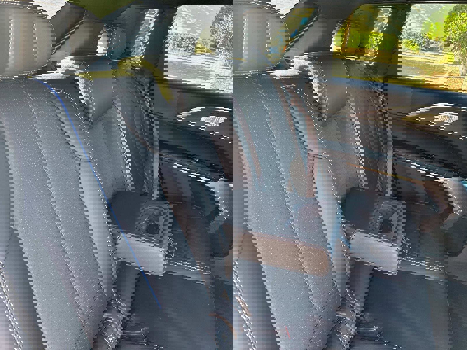 New 2026 Cadillac Lyriq V w/ Exterior Carbon Fiber Package image 28