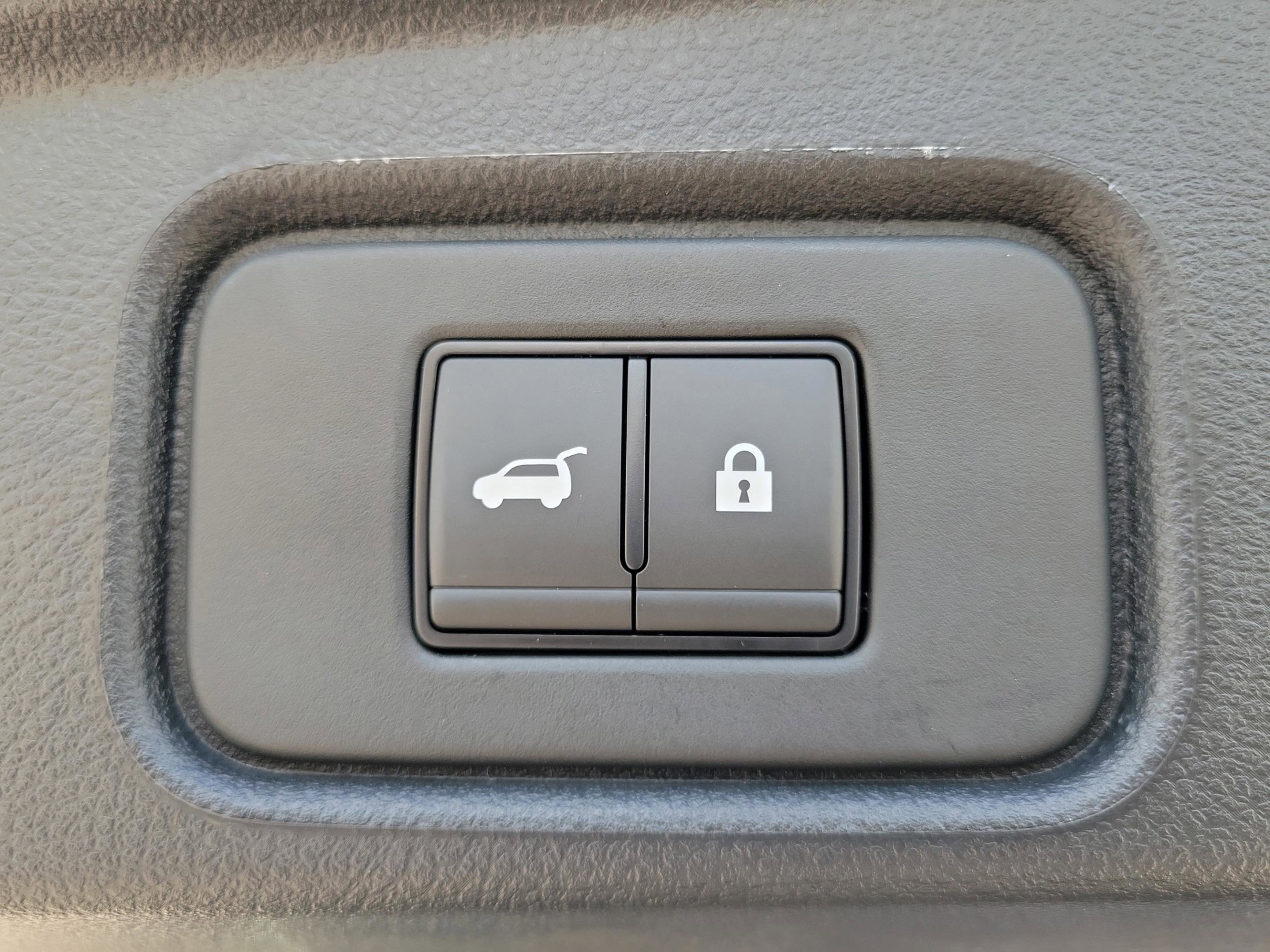 New 2026 Nissan Pathfinder SL image 11