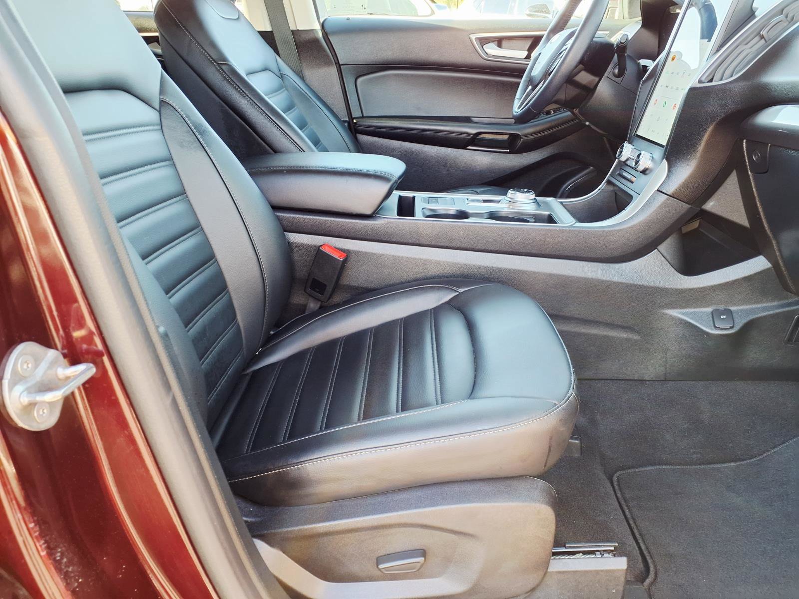 Certified 2024 Ford Edge SEL w/ Convenience Package image 11