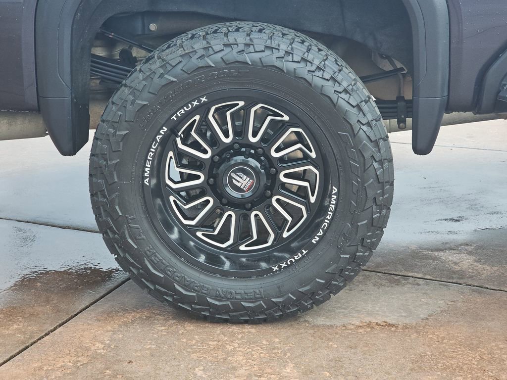 Used 2024 GMC Sierra 2500 Denali w/ Denali Reserve Package image 39