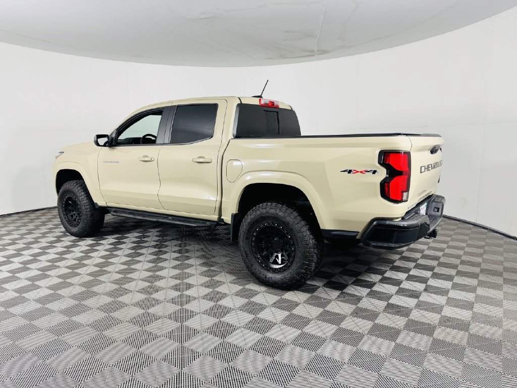 Used 2023 Chevrolet Colorado Z71 AWD/4WD image 21