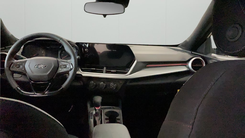New 2026 Chevrolet Trax RS w/ Driver Confidence Package FWD image 30
