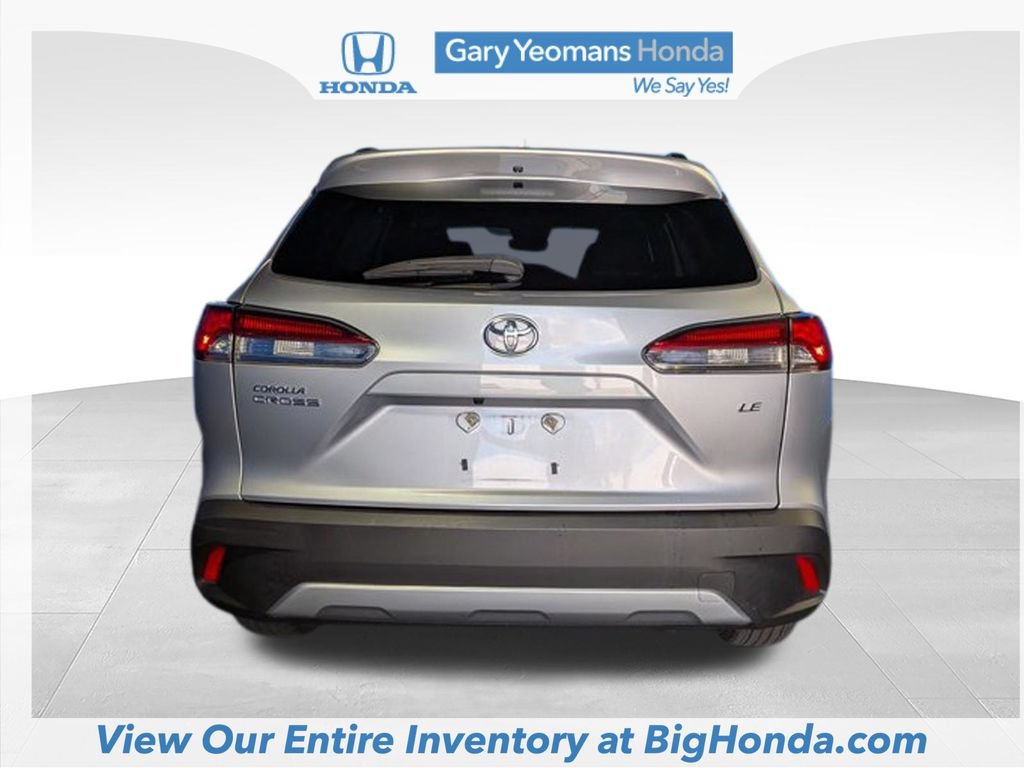 Used 2024 Toyota Corolla Cross LE FWD image 6