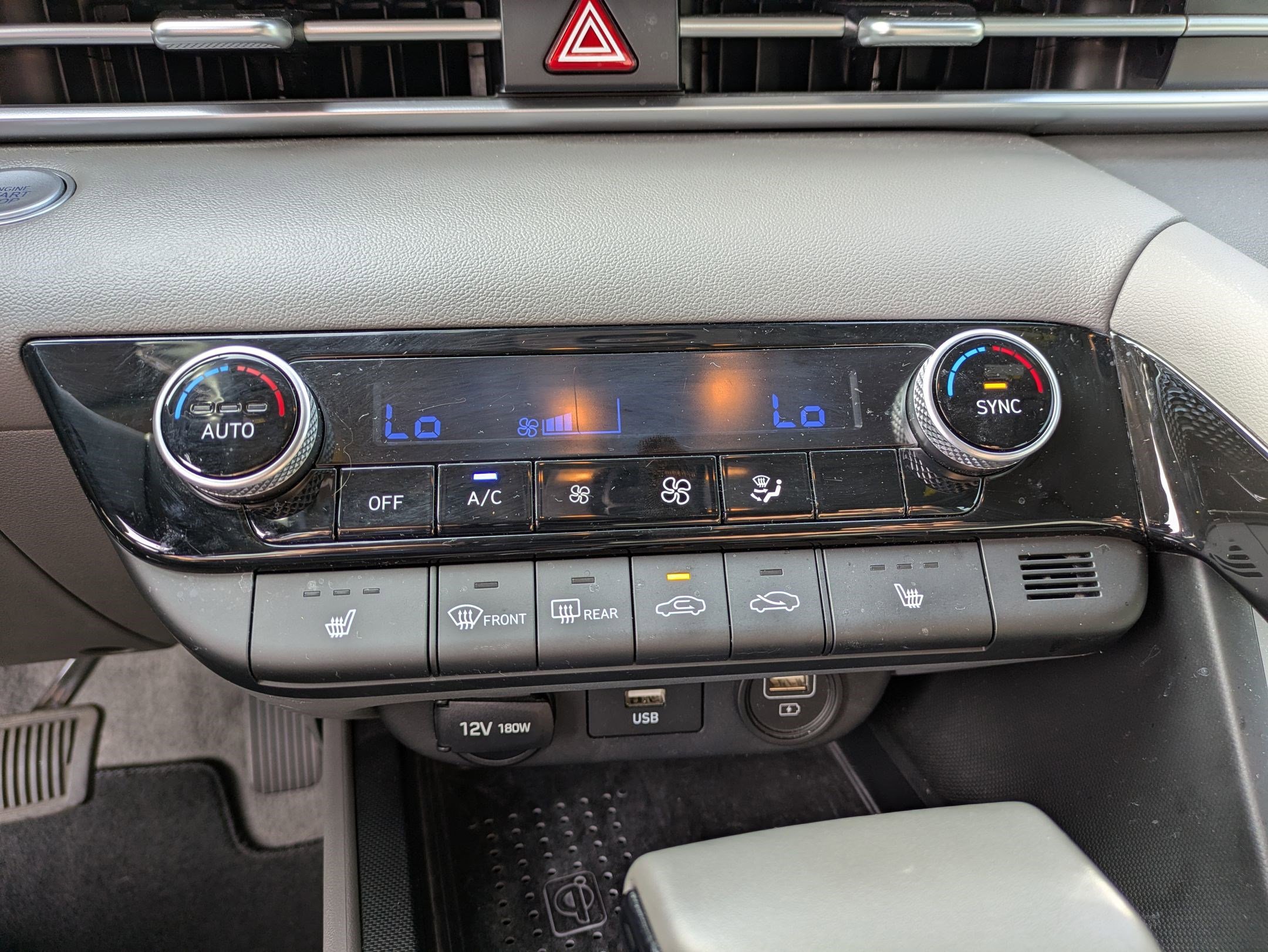 Used 2021 Hyundai Elantra SEL w/ Convenience Package FWD image 20