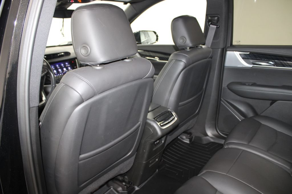 Used 2024 Cadillac XT6 Premium Luxury AWD/4WD image 18
