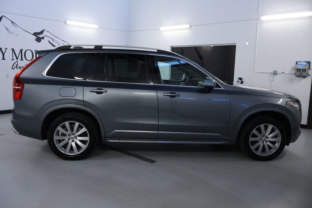 Used 2019 Volvo XC90 T6 Momentum image 8