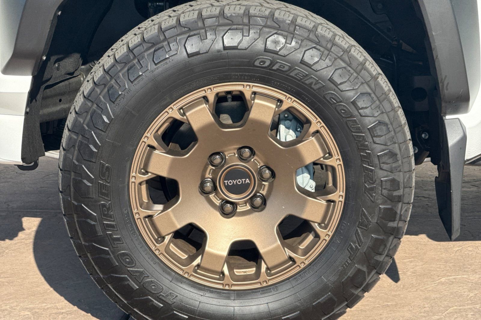 Certified 2025 Toyota 4Runner Trailhunter image 33