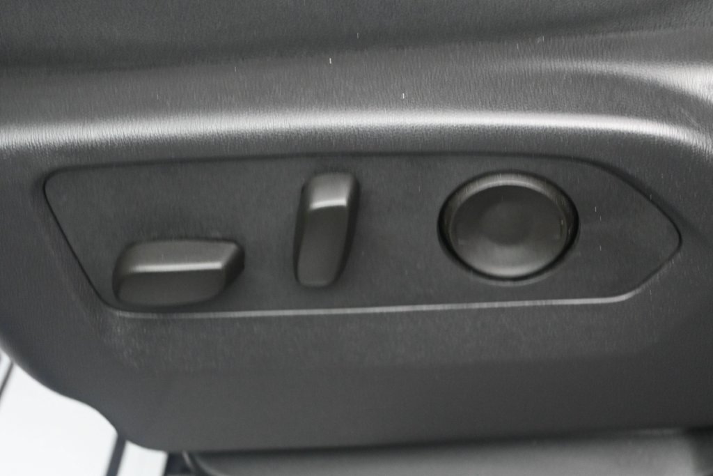 Used 2025 Chevrolet Tahoe LT w/ Comfort Package RWD image 9