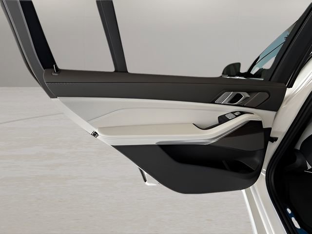 Certified 2026 BMW X7 xDrive40i image 28