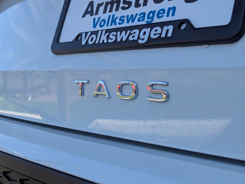 New 2026 Volkswagen Taos SE AWD/4WD image 30