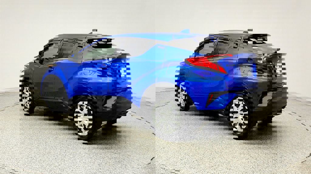 Used 2019 Toyota C-HR LE FWD image 7