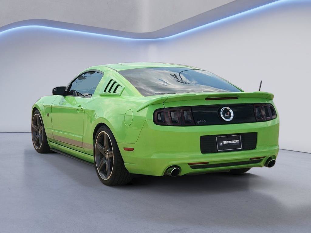 Used 2014 Ford Mustang Premium RWD image 8