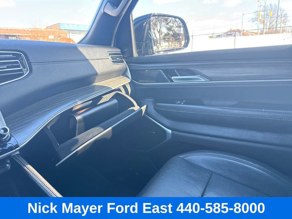 Used 2024 Jeep Wagoneer Series III image 24