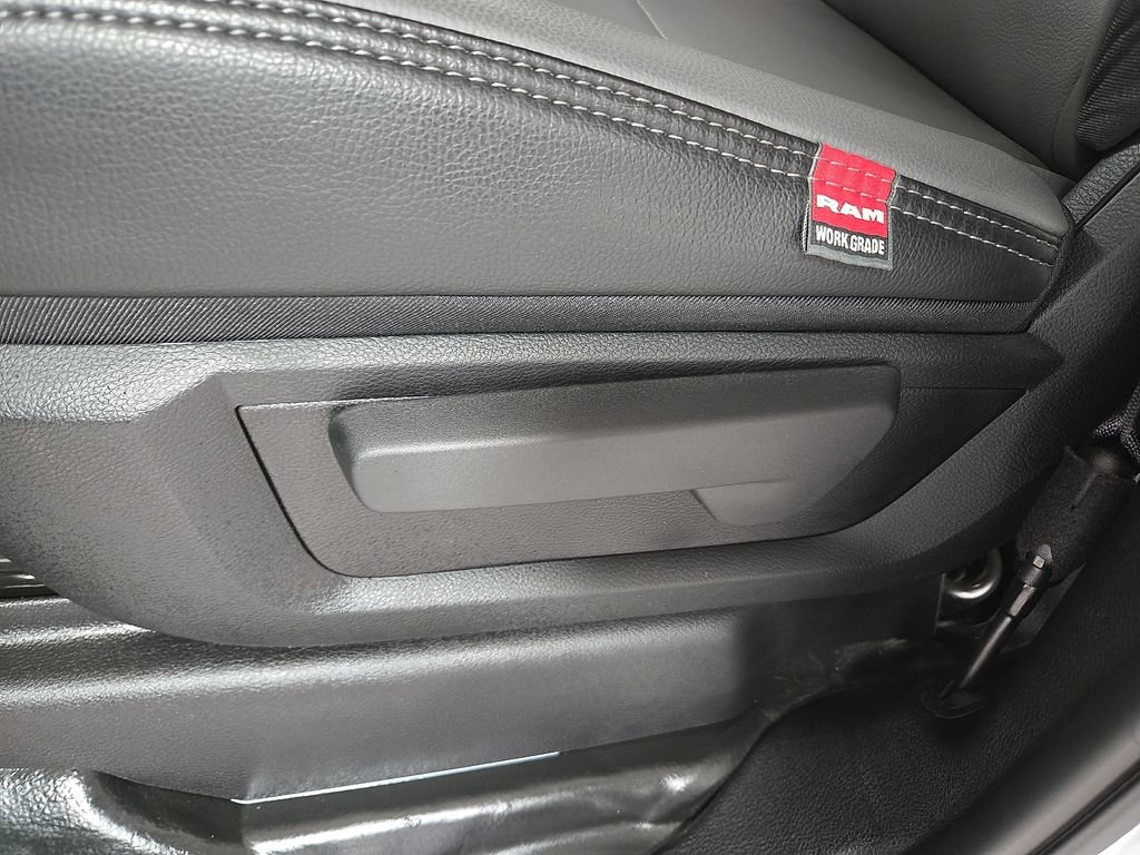 New 2026 RAM 2500 Tradesman w/ Chrome Appearance Group image 11