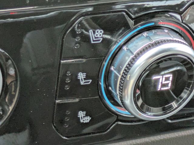 Used 2023 GMC Sierra 1500 SLT w/ SLT Premium Package image 24