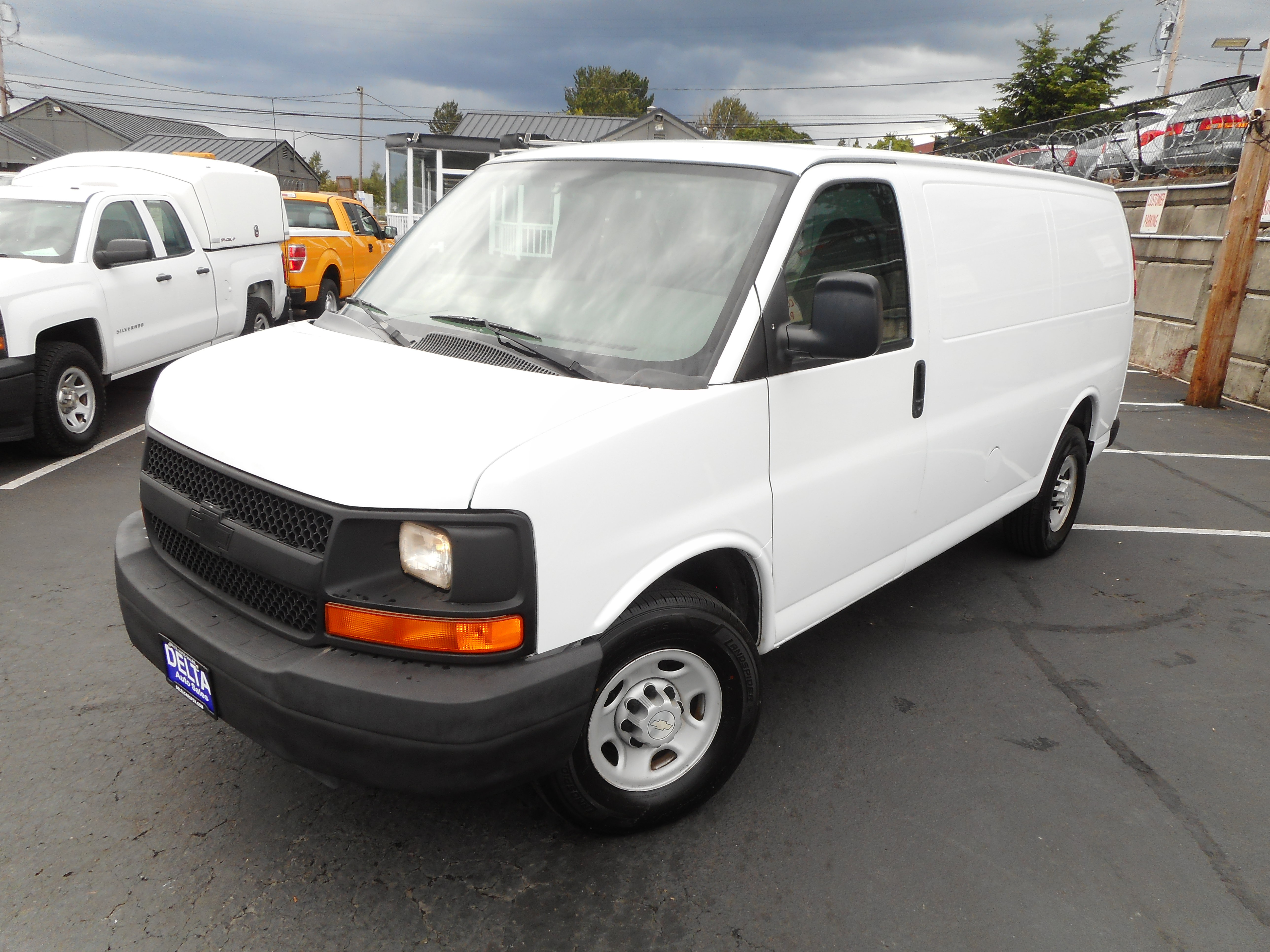 Used 2007 Chevrolet Express 2500 RWD image 5