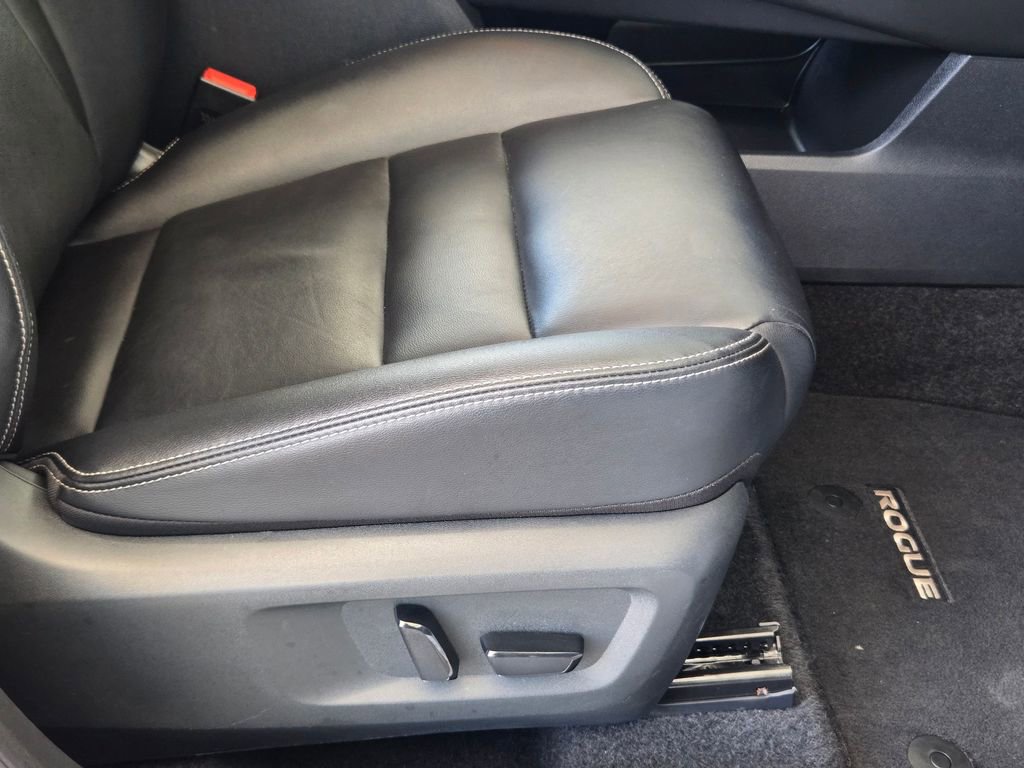 Used 2023 Nissan Rogue SL w/ SL Premium Package FWD image 28