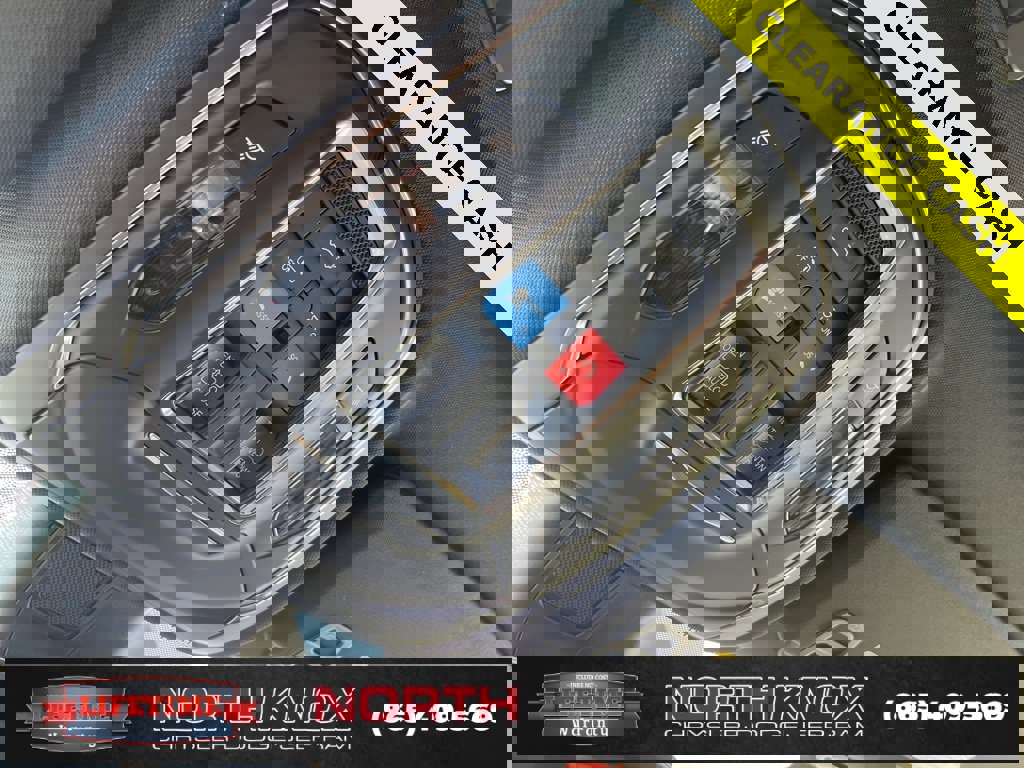 New 2025 Jeep Grand Cherokee L Altitude image 12