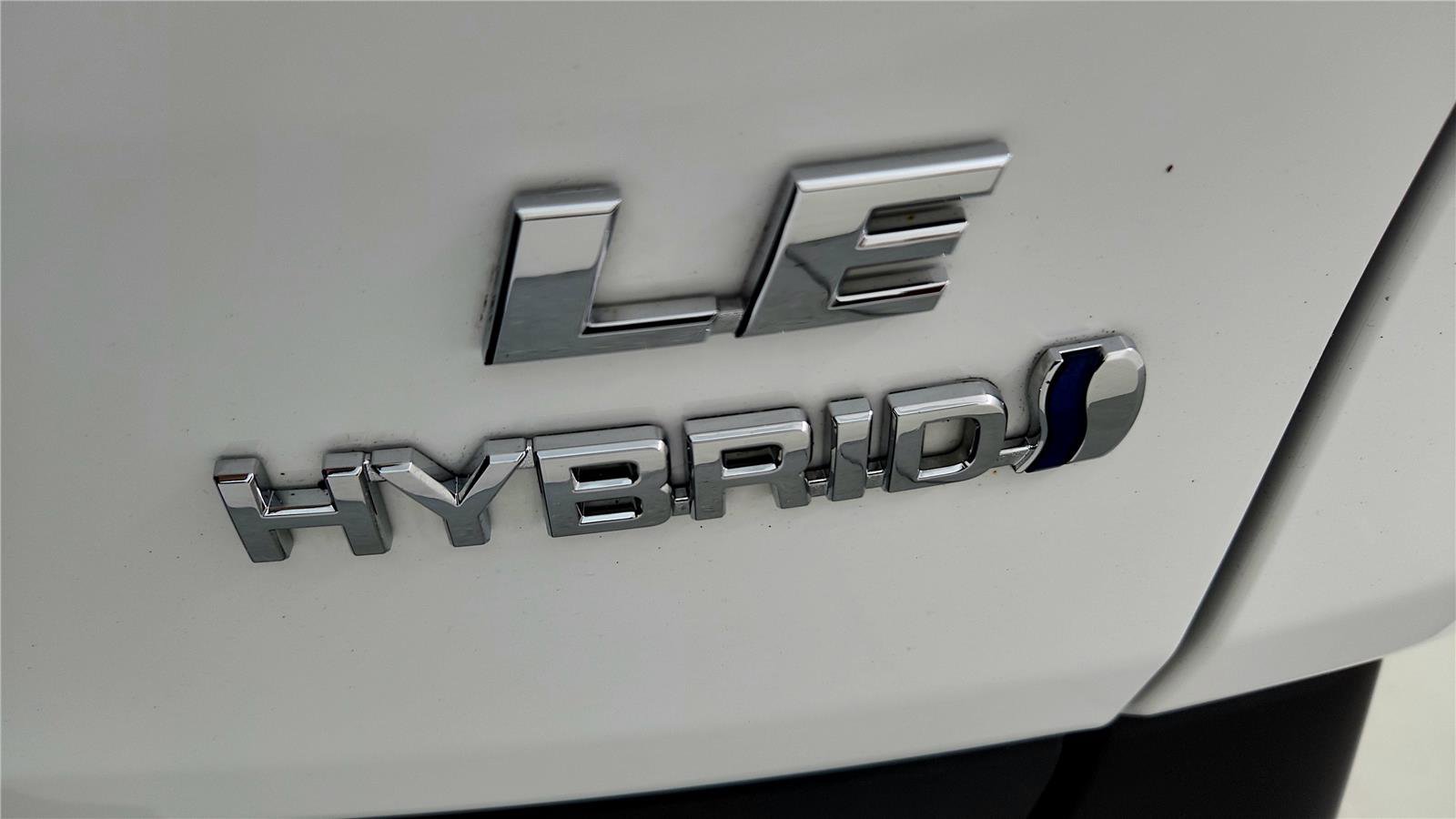 Certified 2024 Toyota RAV4 LE AWD/4WD image 14