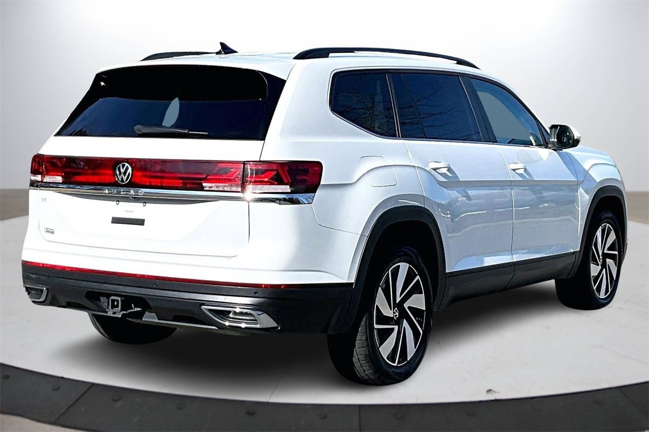 Used 2024 Volkswagen Atlas SE image 9