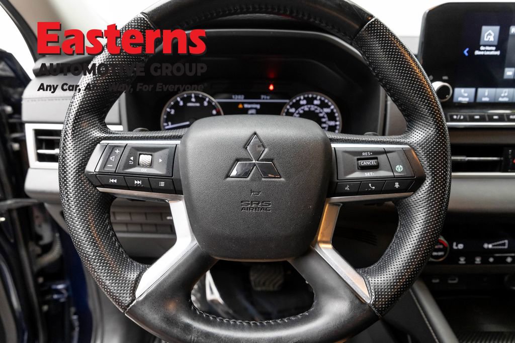 Used 2022 Mitsubishi Outlander SE AWD/4WD image 10