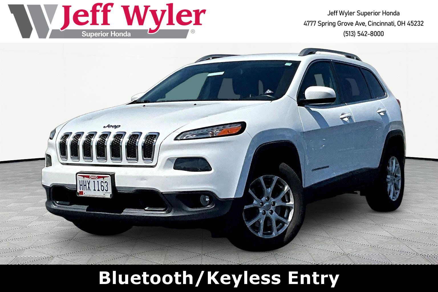 Used 2017 Jeep Cherokee Latitude w/ True North Edition image 1