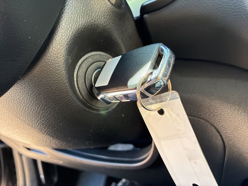 Certified 2025 Kia Soul LX FWD image 30