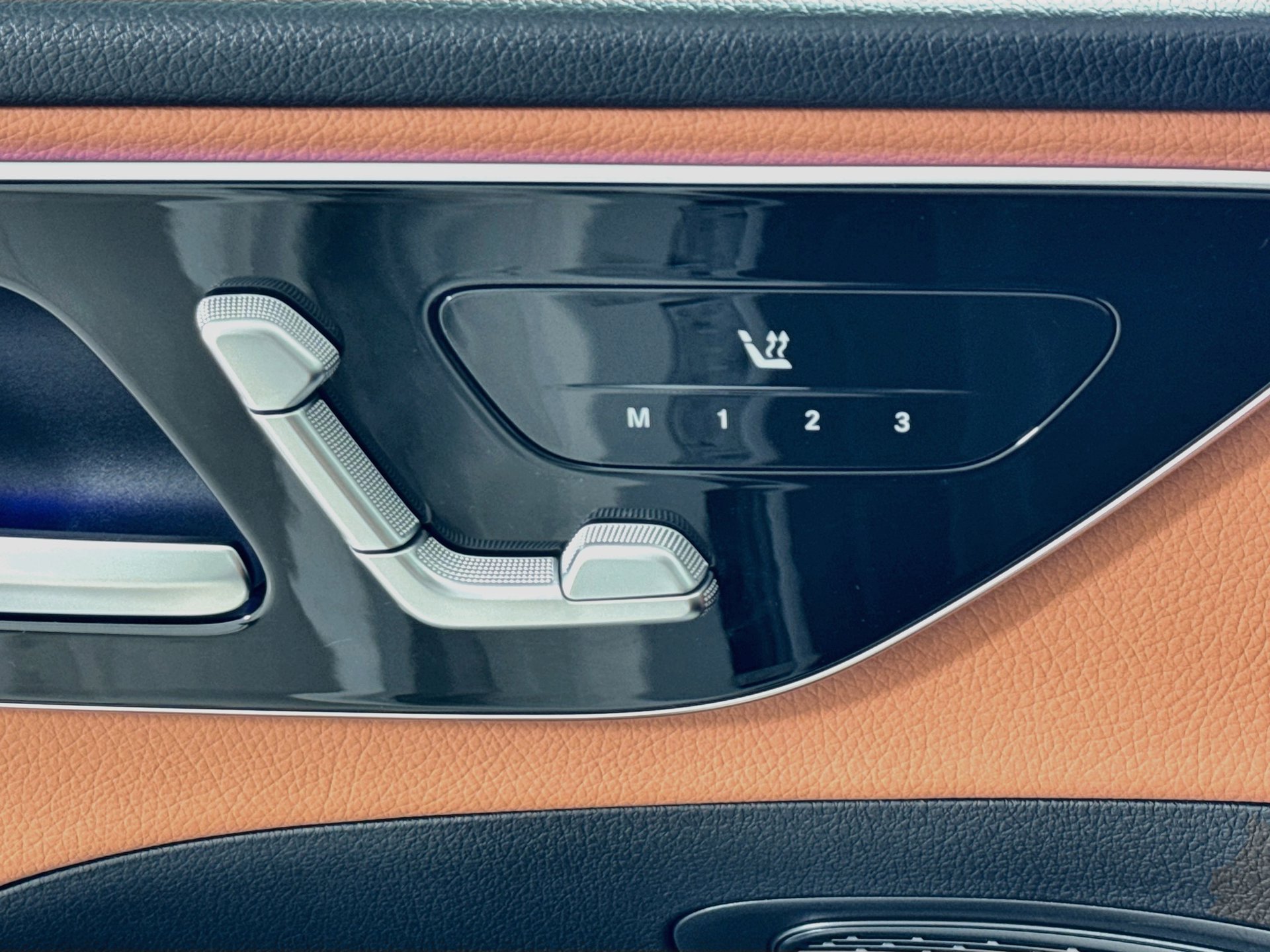 New 2026 Mercedes-Benz C 300 4MATIC Sedan image 21