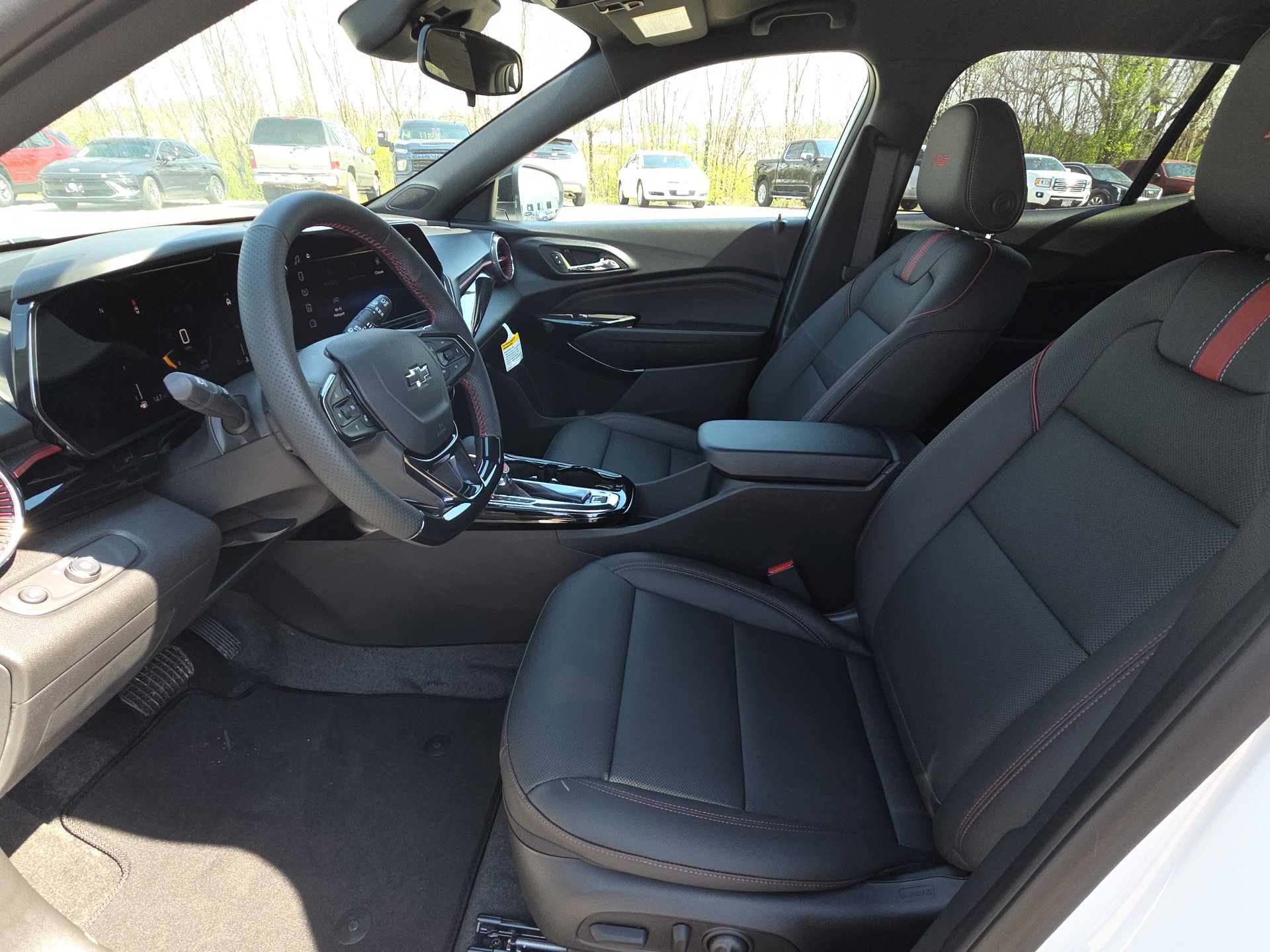 New 2026 Chevrolet Trax RS w/ Driver Confidence Package image 15