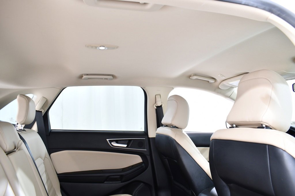 Used 2022 Ford Edge SEL w/ Convenience Package image 18