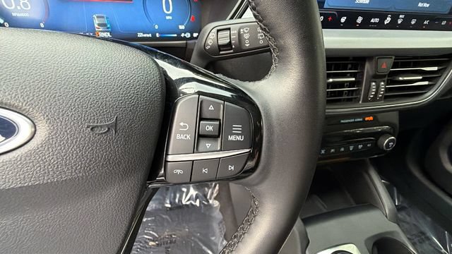 Certified 2024 Ford Escape Platinum AWD/4WD image 26