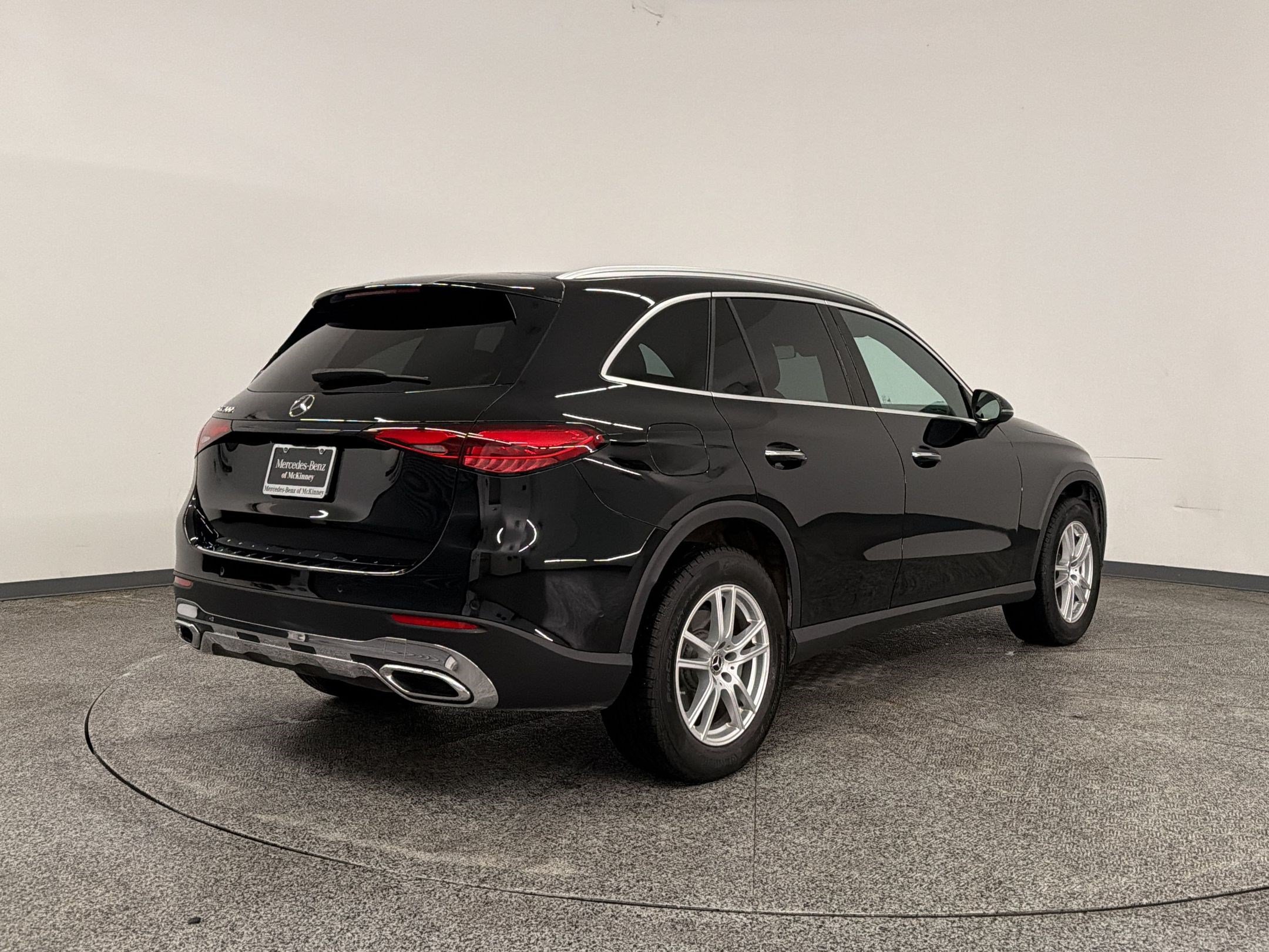 Certified 2026 Mercedes-Benz GLC 300 image 8