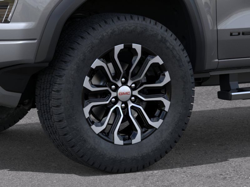 New 2026 GMC Canyon Denali w/ LPO, Black Badging Package AWD/4WD image 9